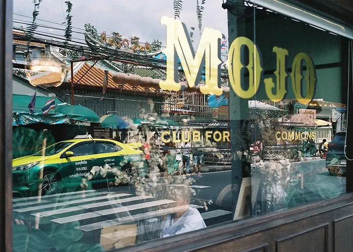 Mojo Old Town Phranakorn Bangkok