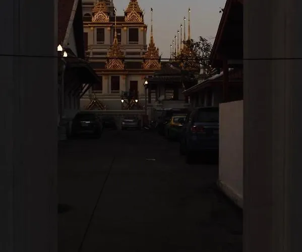 Mojo Old Town Phranakorn בית הארחה בנגקוק